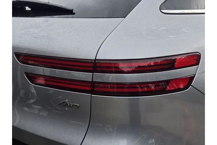 $38971 : Genesis GV70 2024 AWD 2.5T S image 9