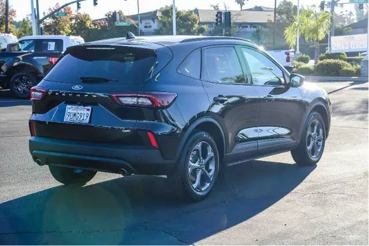 $36805 : Ford Escape Hybrid 2025 ST-L image 6
