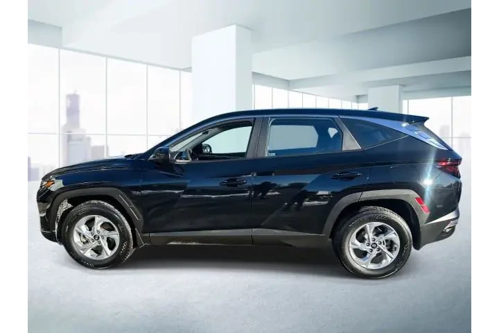 $22777 : Hyundai TUCSON 2023 AWD SE 4 image 2