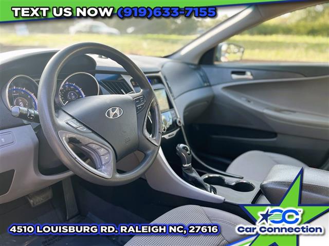 $7999 : 2013 Sonata image 9