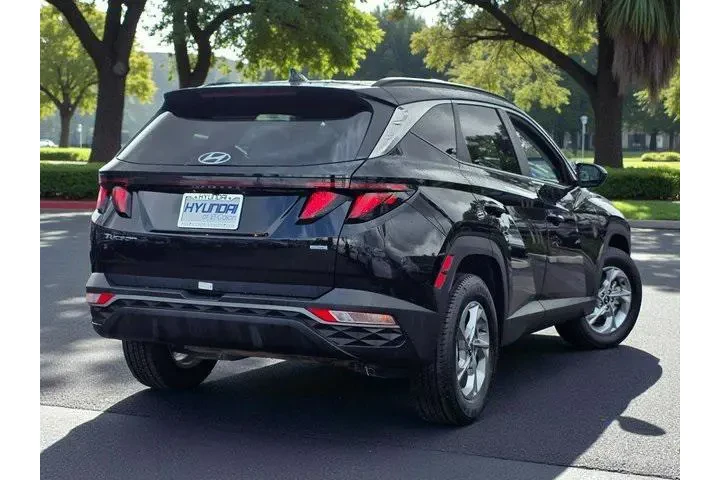$22200 : Hyundai TUCSON 2024 AWD SEL image 5
