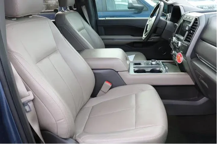 $28774 : Ford Expedition 2020 4x2 XLT image 8