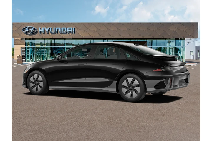 $23991 : Hyundai IONIQ 6 2024 SE 4dr image 4