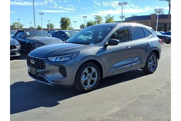 $25963 : Ford Escape 2023 ST-Line 4dr image 8