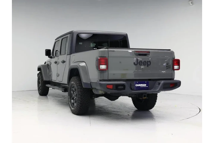 $30998 : Jeep Gladiator 2021 4x4 Will image 6