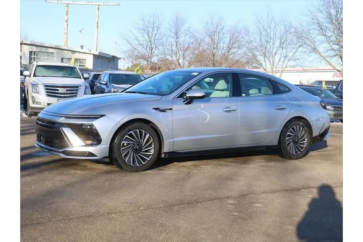 $24477 : Hyundai SONATA Hybrid 2025 S image 2