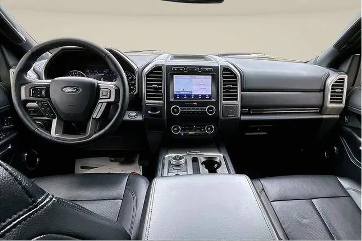$32000 : Ford Expedition 2020 4x4 XLT image 7