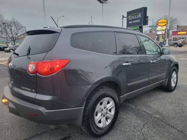 $2995 : 2011 Traverse LS image 7