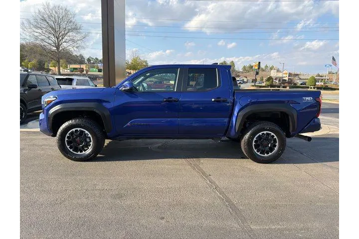 $39979 : Toyota Tacoma 2024 4x4 TRD O image 4