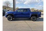 $39979 : Toyota Tacoma 2024 4x4 TRD O thumbnail