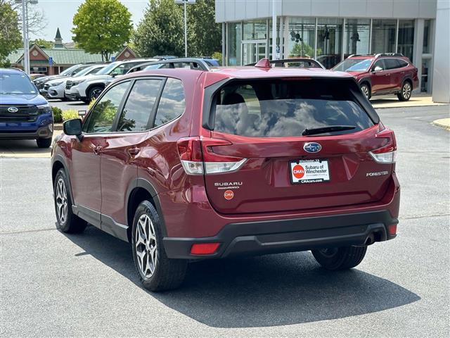 $22884 : PRE-OWNED 2022 SUBARU FORESTE image 4