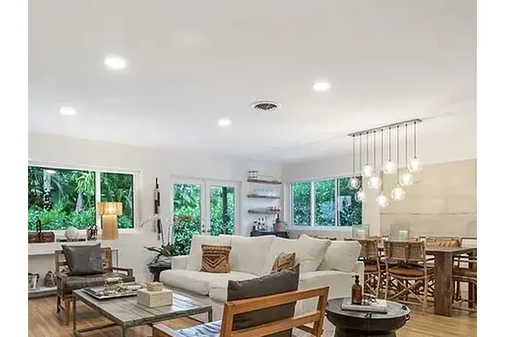 $850 : HOUSE FOR RENT image 1