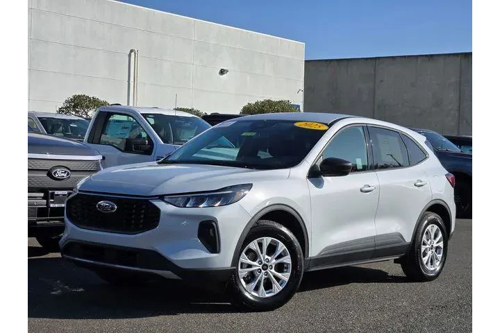 $25900 : Ford Escape 2025 AWD Active image 2
