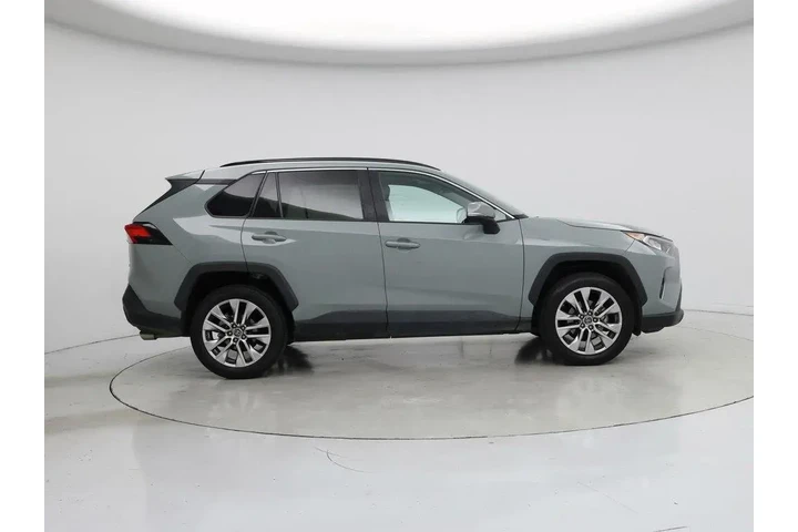$26998 : Toyota RAV4 2019 XLE Premium image 7
