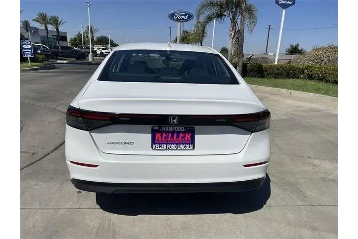$23767 : Honda Accord 2023 LX 4dr Sed image 7