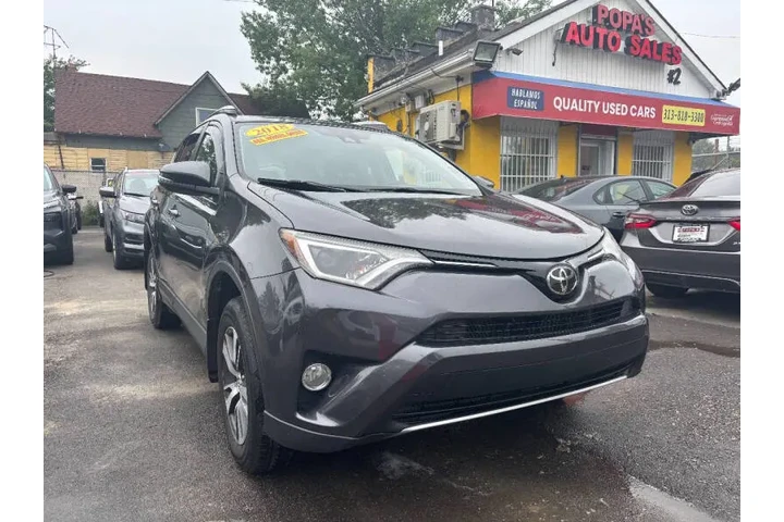 $22995 : 2018 RAV4 XLE image 2