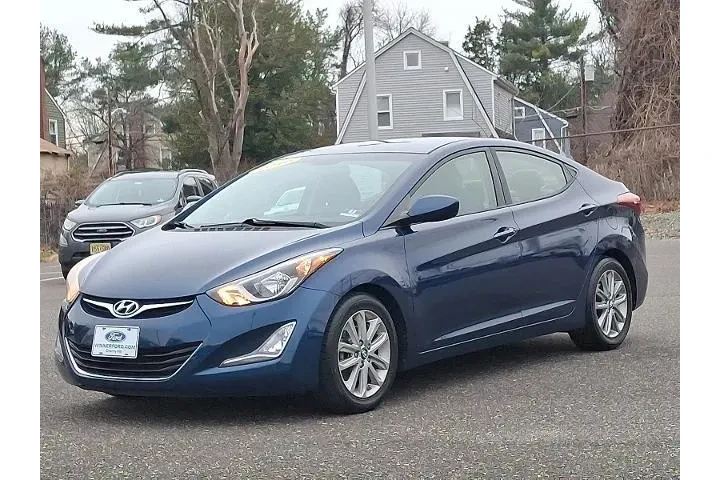 $10249 : Hyundai ELANTRA 2016 SE 4dr image 3