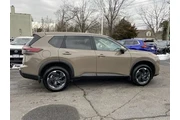 $19300 : Nissan Rogue 2025 AWD SV 4dr thumbnail