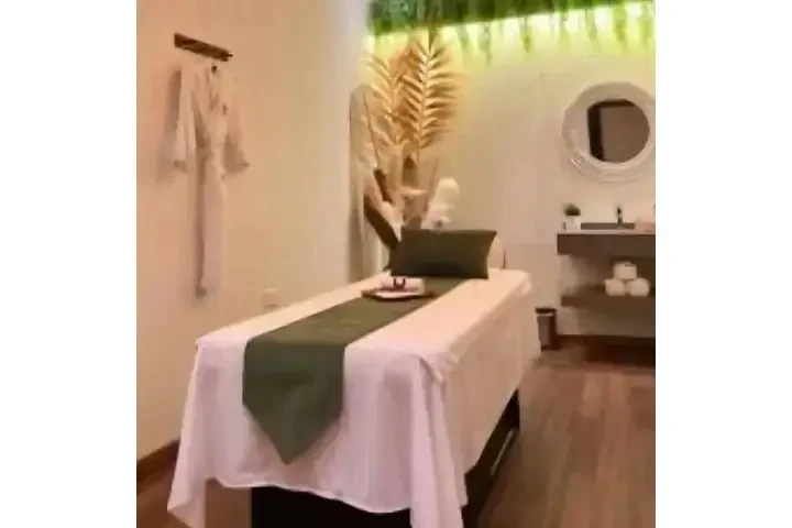 GOLDEN HANDS SPA image 4