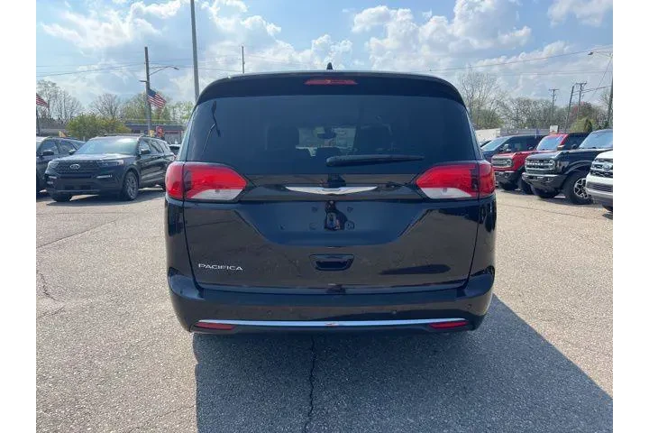 $12688 : Chrysler Pacifica 2017 Touri image 5