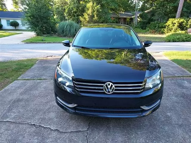 $4000 : 2012 Volkswagen Passat SE image 1