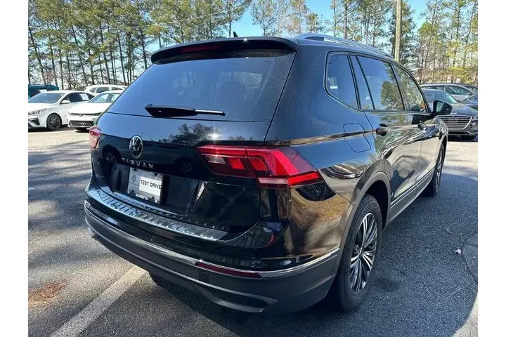 $21996 : Volkswagen Tiguan 2024 Wolfs image 5