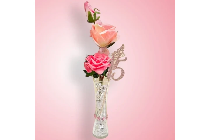 Bright Decorations image 4