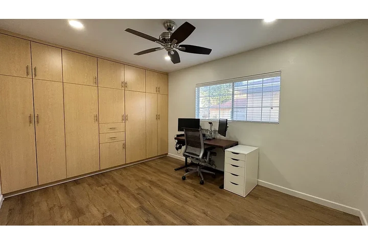 $1575 : Norwalk - Listo image 7