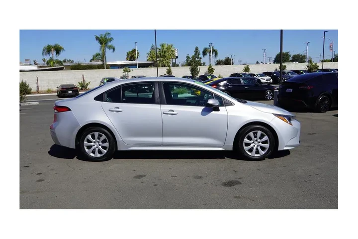 $22250 : 2024 Corolla LE image 5