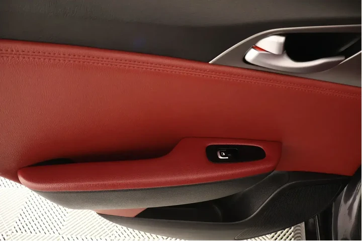$26479 : Kia Stinger 2021 GT 4dr Seda image 9