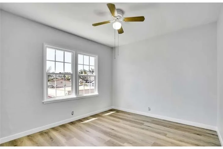 $2000 : Apartamento de Renta image 7