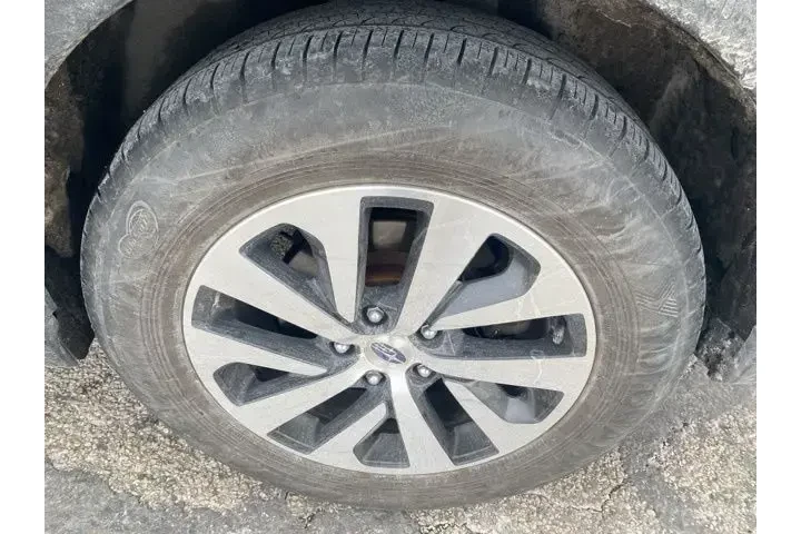 $15900 : Subaru Outback 2022 AWD Prem image 6