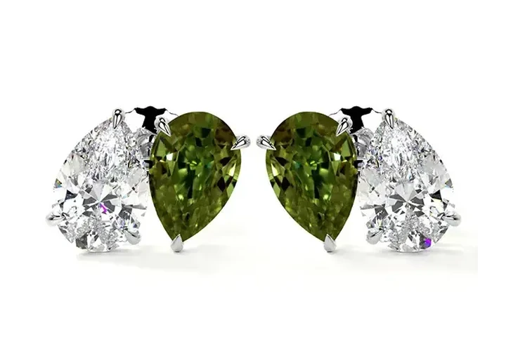 $7 : Premium Alexandrite Earring image 1