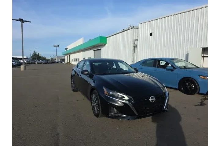 $20600 : Nissan Altima 2025 2.5 SV 4d image 1
