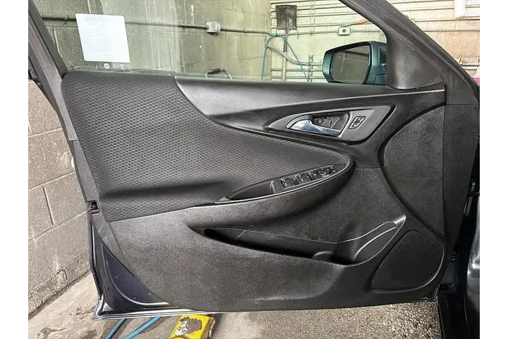 $20995 : Chevrolet Malibu 2023 LT 4dr image 9