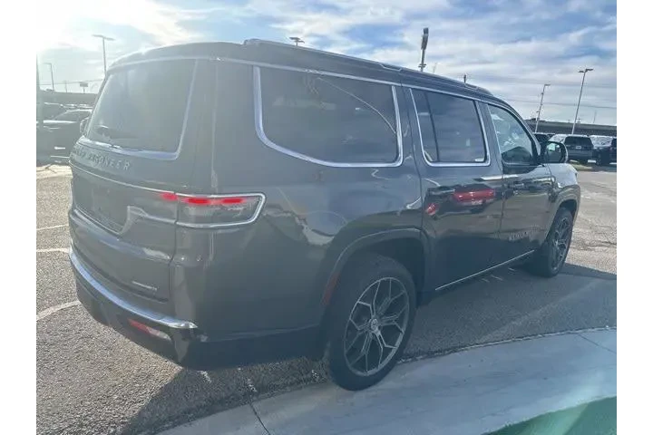 $37746 : Jeep Grand Wagoneer 2022 4x4 image 5