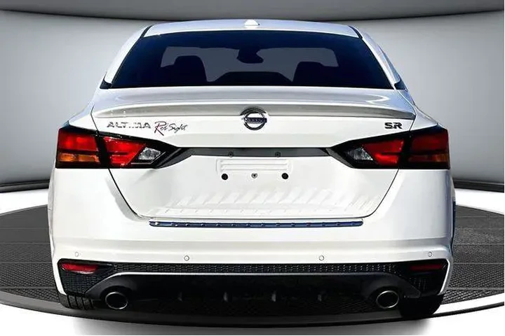 $17500 : Nissan Altima 2022 2.5 SR 4d image 5