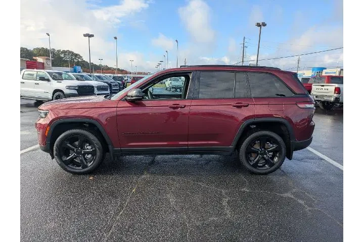 $39485 : Jeep Grand Cherokee 2024 4x4 image 6
