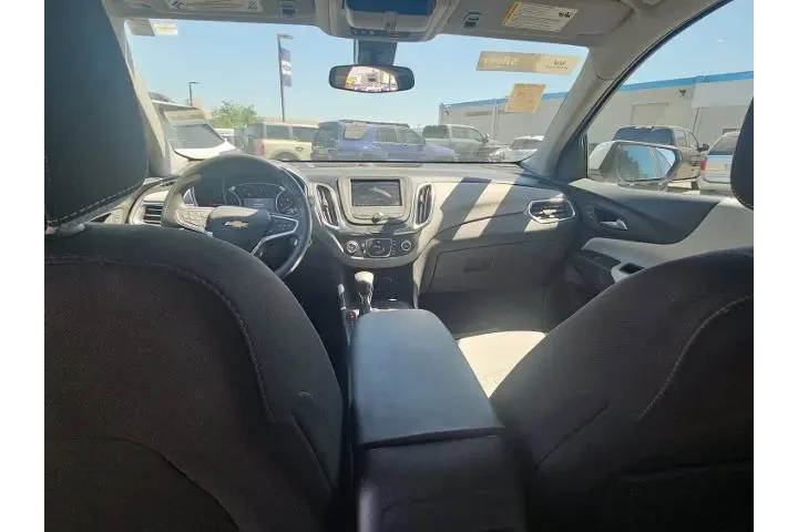 $17500 : Chevrolet Equinox 2022 LT 4d image 10