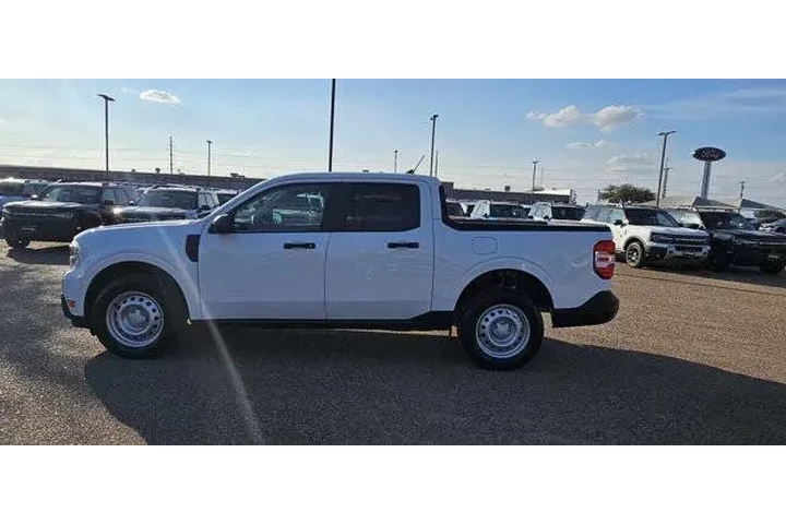 $27445 : 2024 Maverick XL image 3