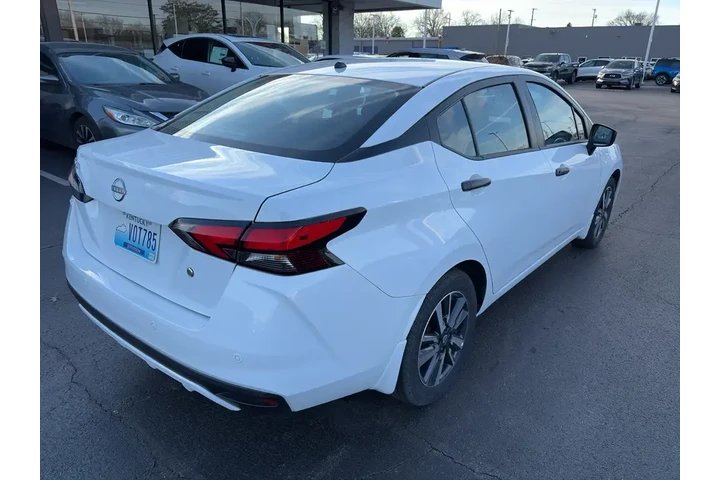 $21995 : Nissan Versa 2025 S 4dr Seda image 7