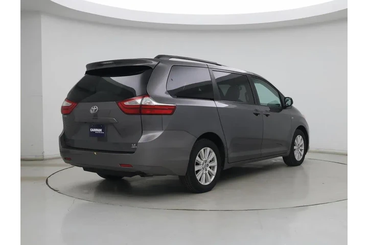 $23998 : Toyota Sienna 2017 AWD LE 7- image 8