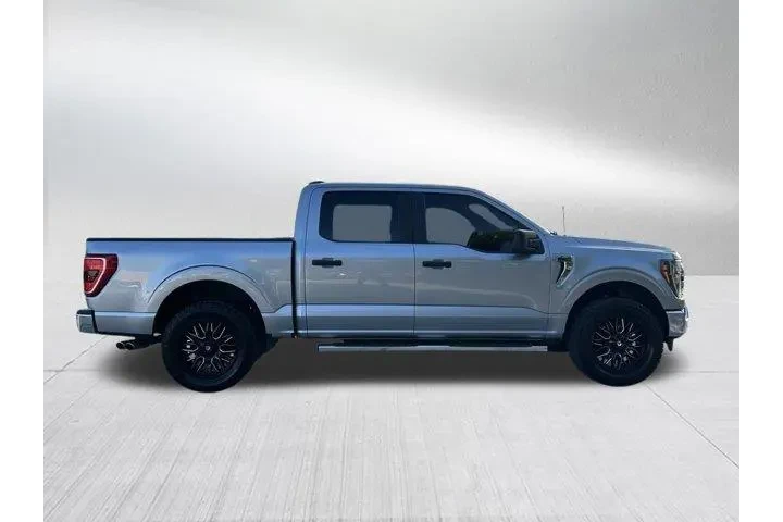 $27896 : Ford F-150 2023 4x2 XL 4dr S image 4