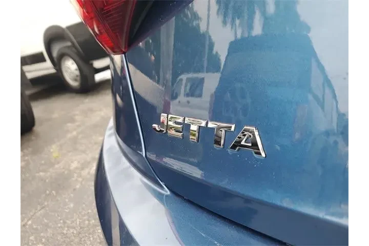 $14990 : Volkswagen Jetta 2021 S 4dr image 5