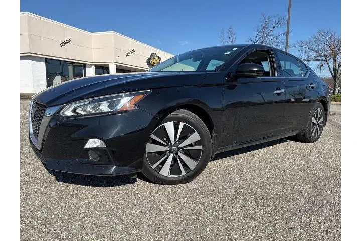 $15500 : Nissan Altima 2020 2.5 SV 4d image 4
