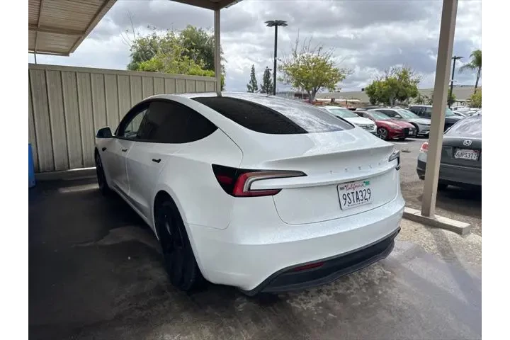 $32995 : Tesla Model 3 2025 Long Rang image 2