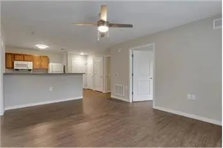 $2098 : Rental property with 2 bedro image 5