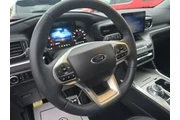 $32455 : Ford Explorer 2023 AWD XLT 4 thumbnail