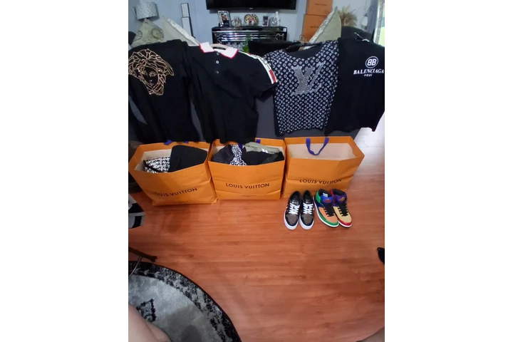 $200 : Ropa zapatos y más image 1