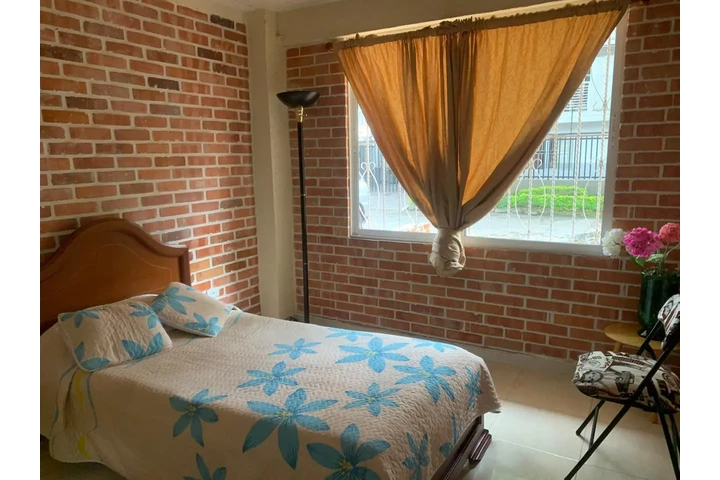 $1100000 : Alquilo Apto 1 Habitación image 1